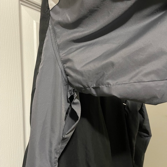 Reebok Windbreaker 2XL - Picture 6 of 6